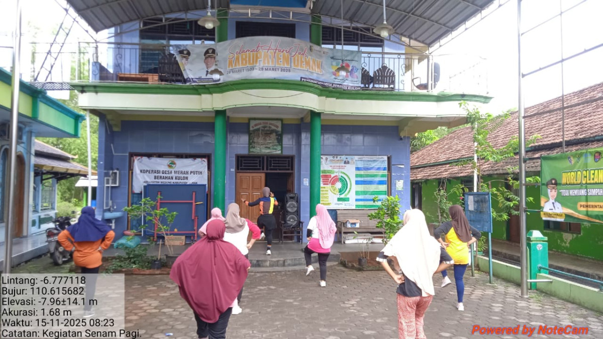 Kegiatan senam pagi sehat