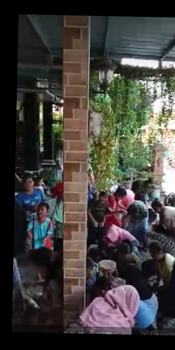 Udek udek (cucu mulai berjalan)