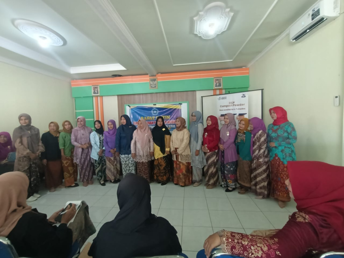 PKK Kecamatan Wedung dalam rangka memperingati hari ibu