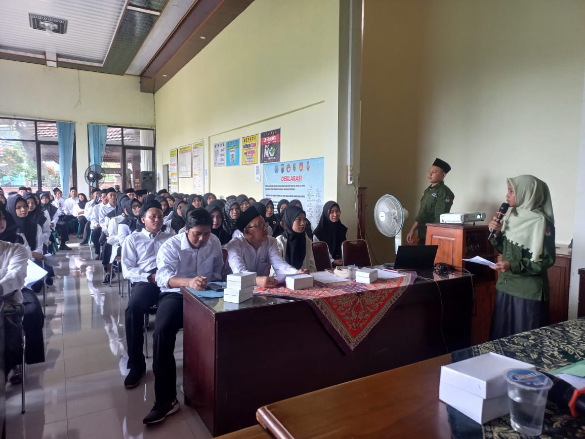 Pelantikan dan Pengambilan Sumpah Janji KPPS seKabupaten Demak