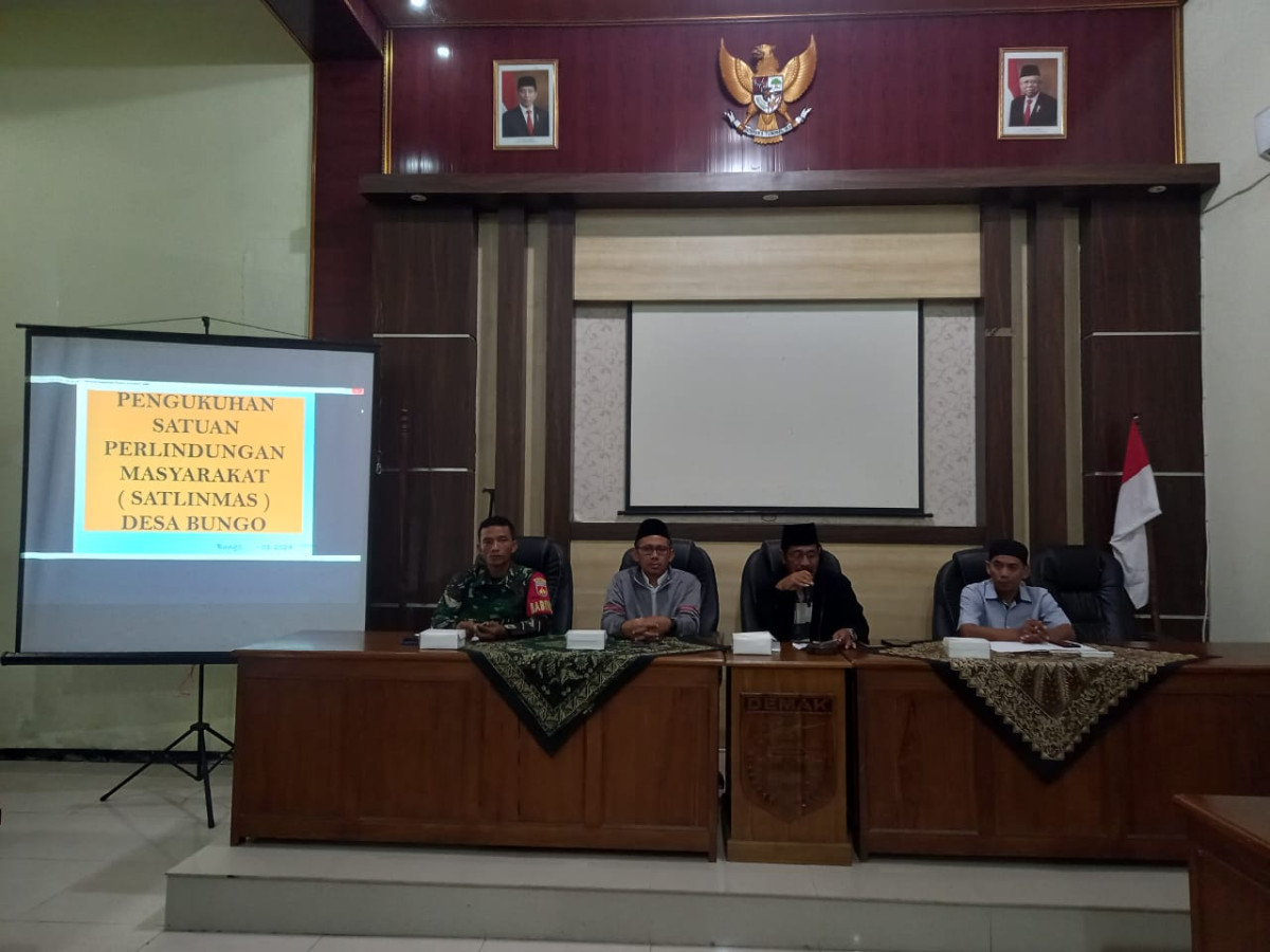 PENGUKUHAN SATUAN PERLINDUNGAN MASYARAKAT (SATLINMAS) DESA BUNGO