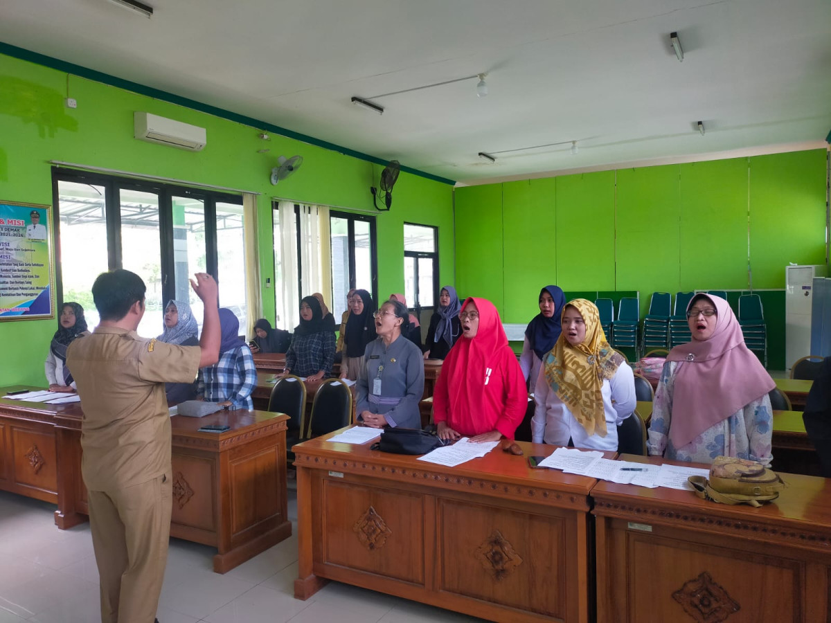 Latihan koor paduan suara