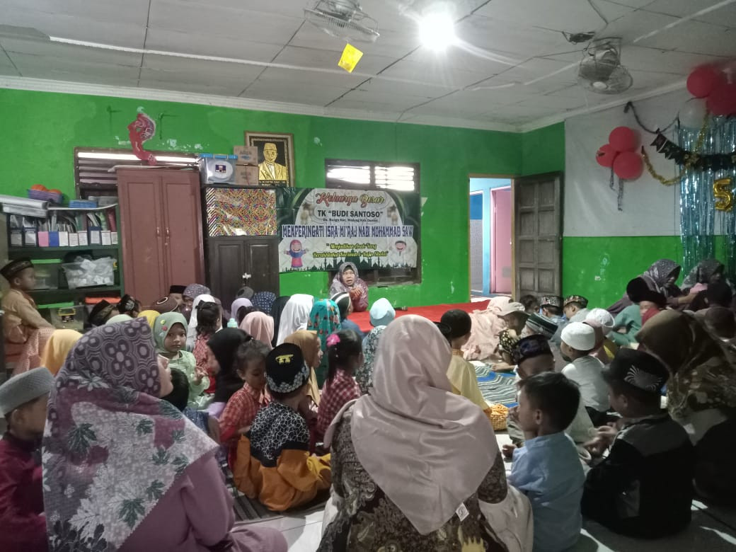 Memperingati hari isro mi'raj nabi Muhammad Saw bersama paud dan TK Budi Santoso