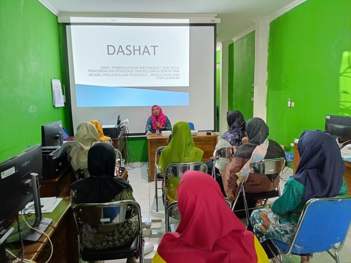 Rapat oparasional lini lapangan kampung ob