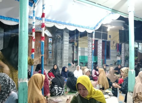 Mbesan keluarga pengantin perempuan