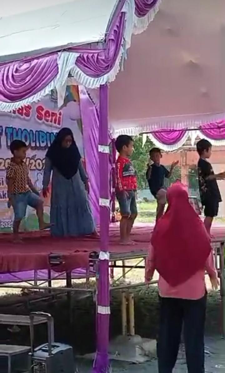 Gladi Bersih persiapan pentas seni dan pelepasan TK ROBIN