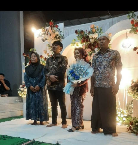 Pertunangan mbk ifa & mas adi