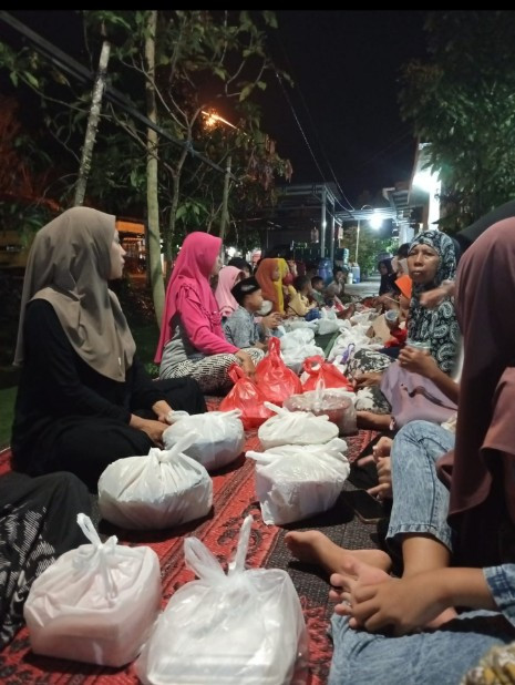 Khajatan bersama Rt4/8