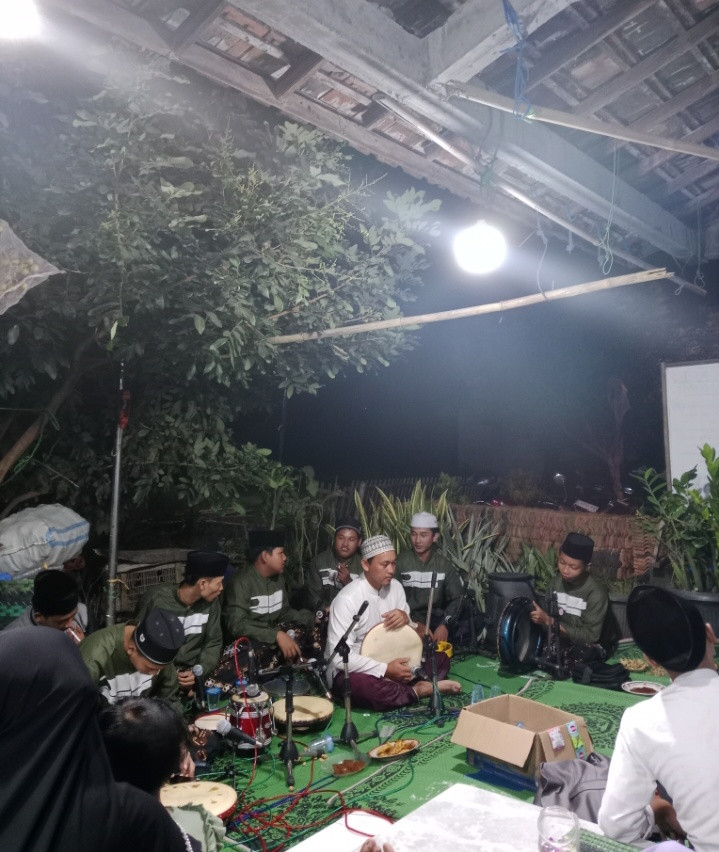 Robana acara khitanan