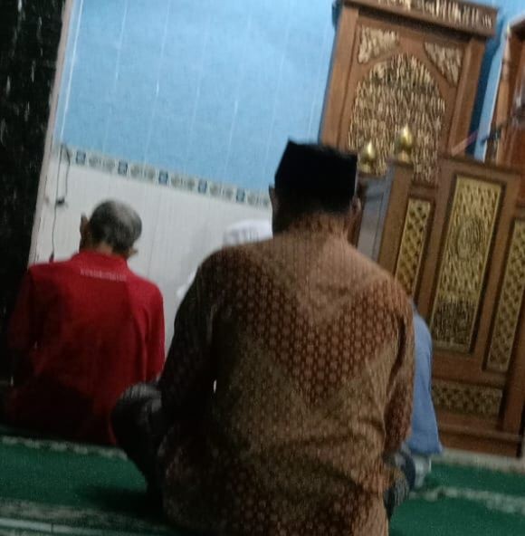 Jama'ah sholat subuh
