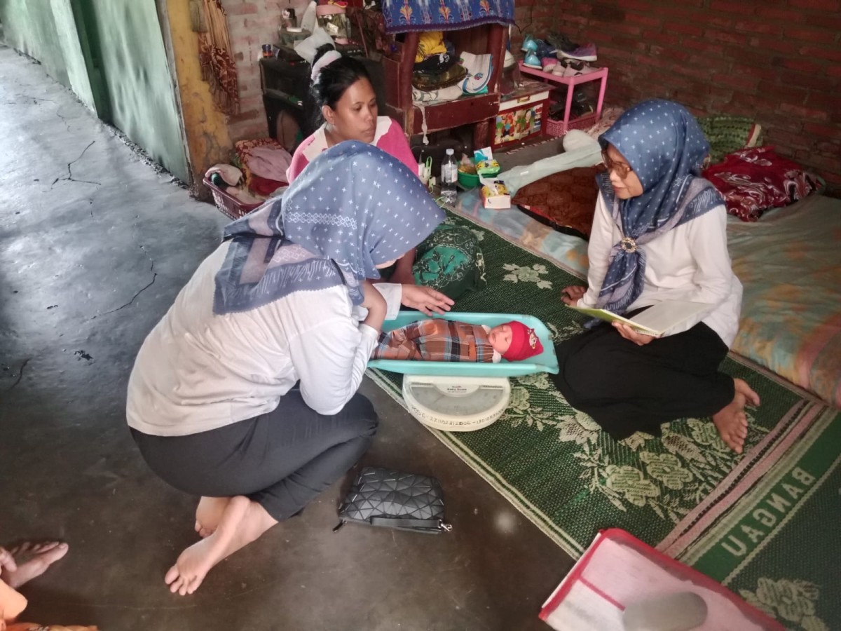 Kunjungan TPK 830bpada Bayi