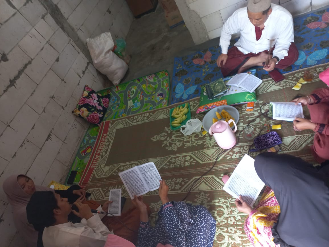 Mengaji Alqur'an