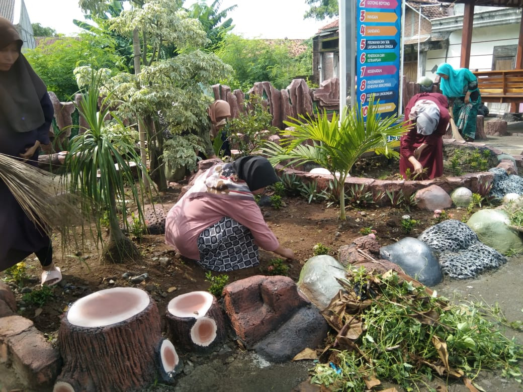 kerja bakti