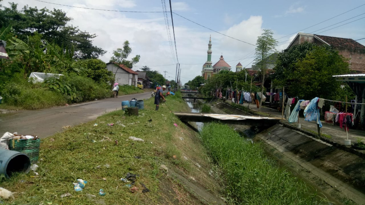 resik2 bersih lingkungan