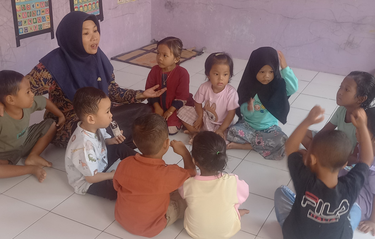 belajar dg anak paud