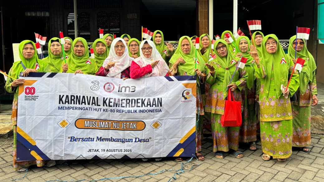 kmuslimat ikut karnafal HUT RI ke 80