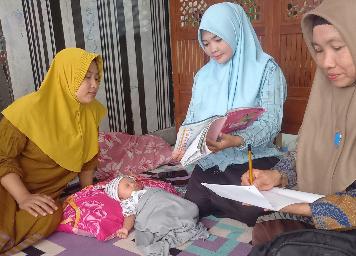 kunjungan ke pasca salin