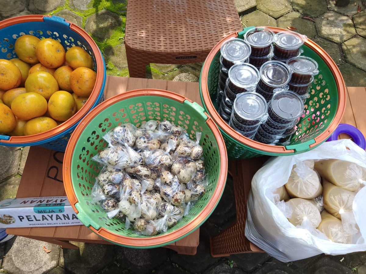 PMT  pemberian makanan tambahan bagi balita