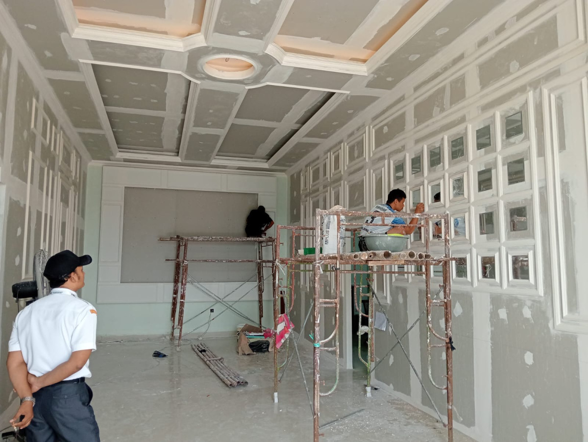 PEMELIHARAAN SARANA KANTOR BALAI DESA KEDUNGMUTIH 2025