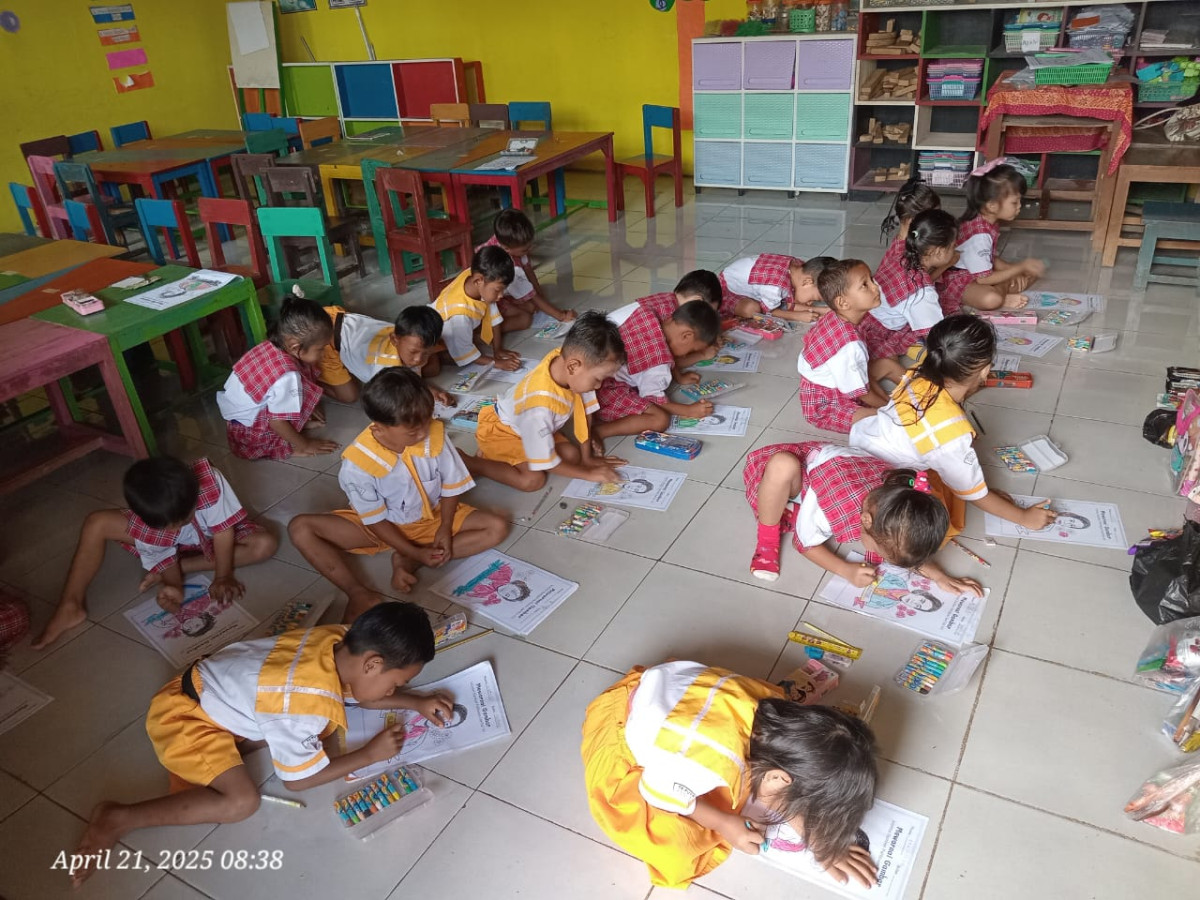 MEMPERINGATI HARI KARTINI TK PUTRA BHAKTI DESA KEDUNGMUTIH 2025