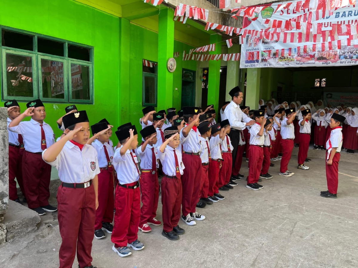 UPACARA HUR RI 17 AGUSTUS SDITS RIBHUL ULUM KEDUNGMUTIH 2025