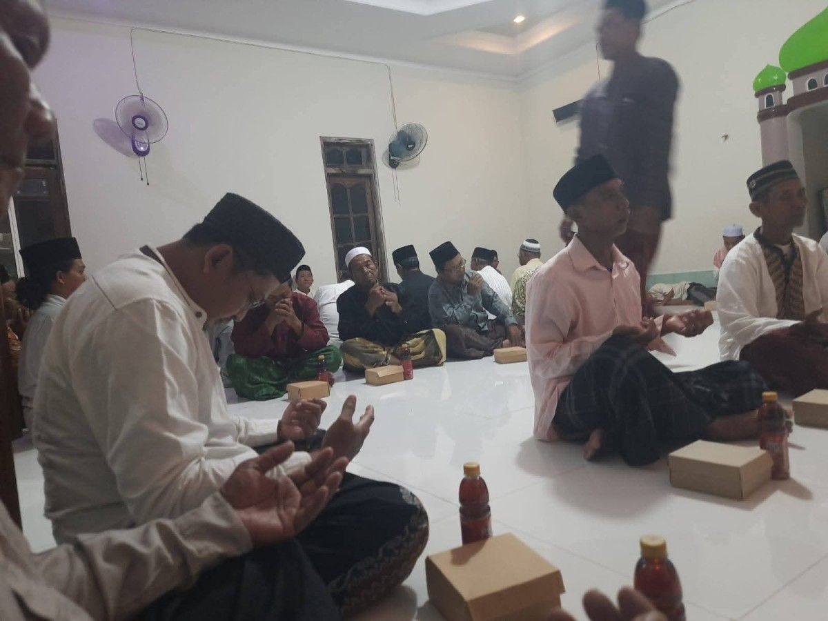 KHOTMIL QUR’AN MUSHOLLA AL MUSLIM