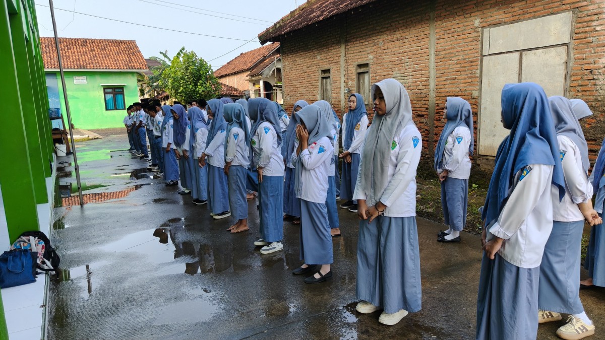 APEL DAN DOA BERSAMA AWAL MASUK SEKOLAH SETELAH RAMADHAN MA RIBHUL ULUM