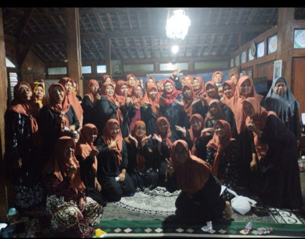 Pertemuan Rutin PKK dan Bukber