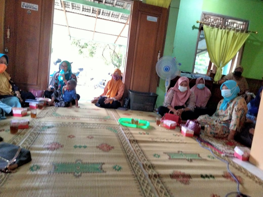 Peserta yang hadir adalah Kader PPKBD dan SUb PPKBD Desa Tegorejo