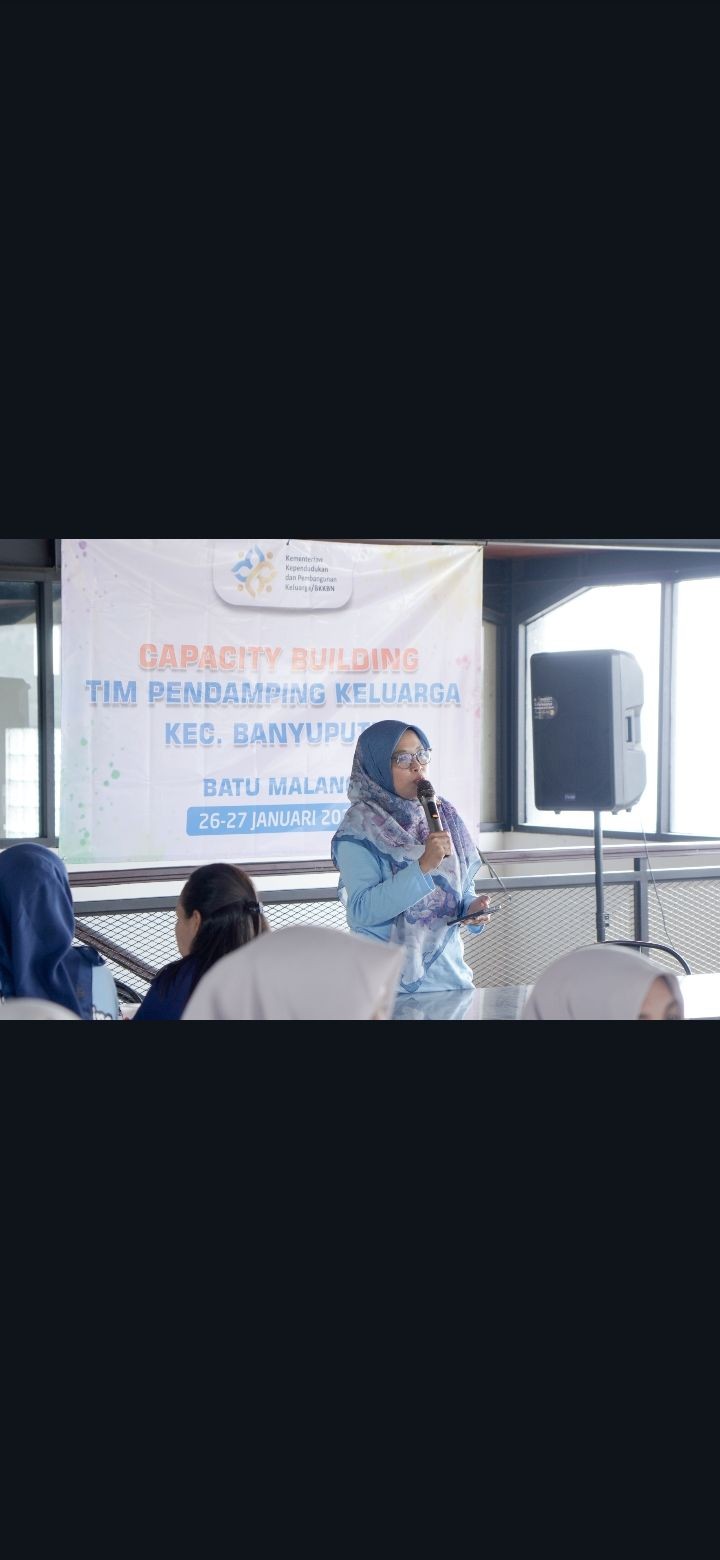 Materi dari Ibu koordinator PLKB kecamatan Banyuputih