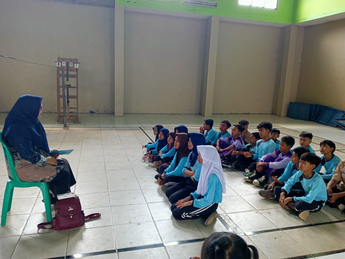 BKR (Bina Keluarga Remaja)