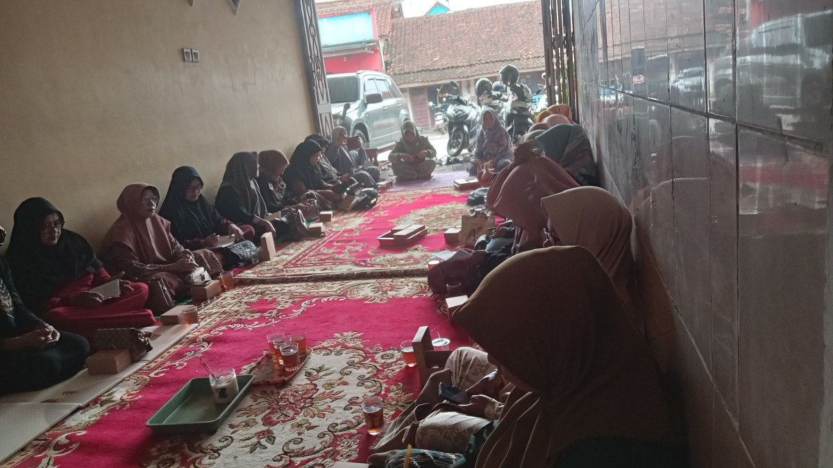 Pengajian Muslimat NU Ranting  Pruwatan