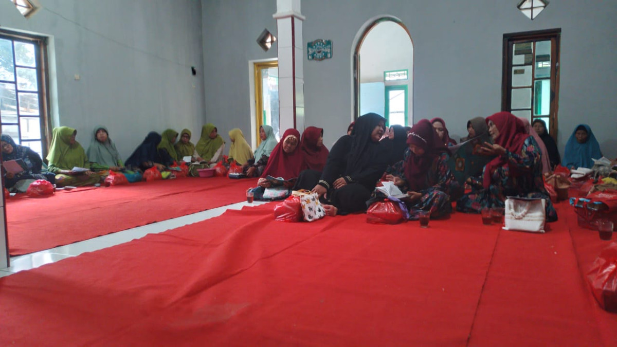 Pengajian Muslimat NU dan Halal Bi Halal