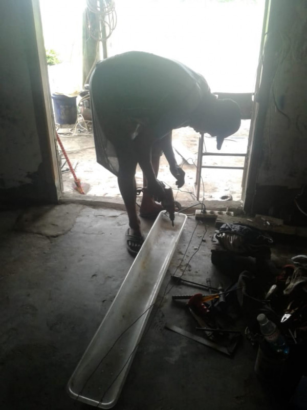 proses pembuatan tempat tanaman hias