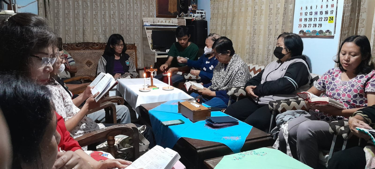 ibadah lingkungan umat katolik