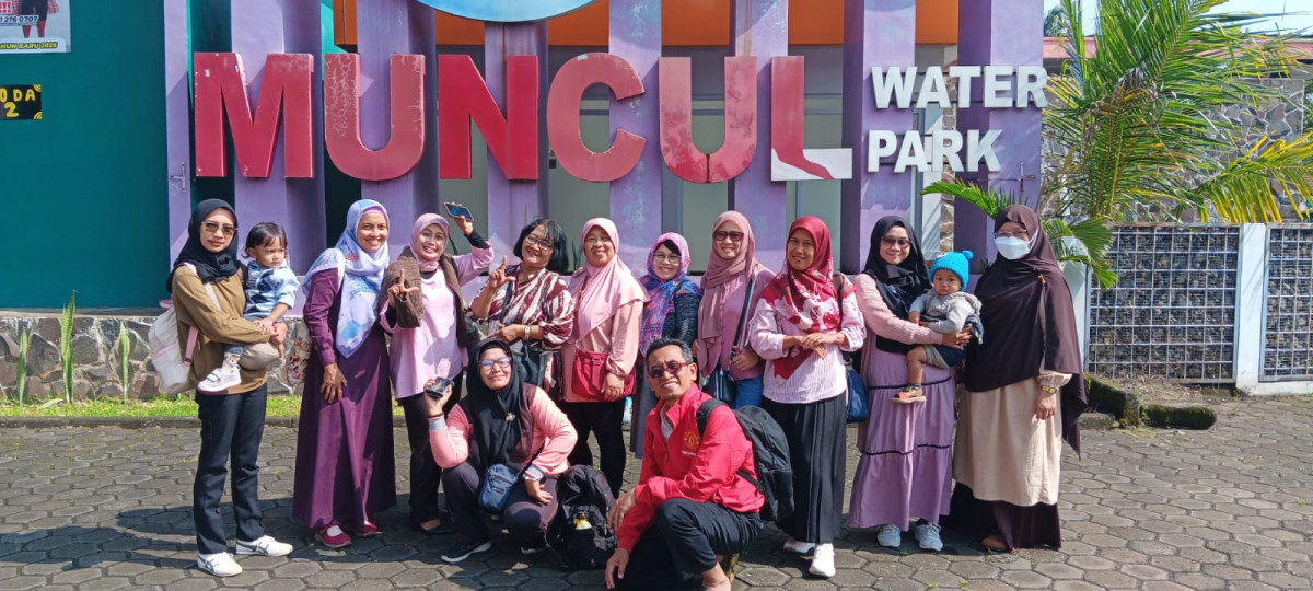 pertemuan pengurus taman bacaan kota salatiga