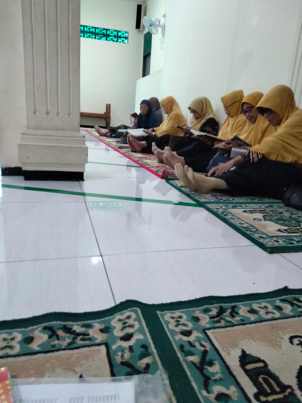 pengajian rutin aisyah-al anwar