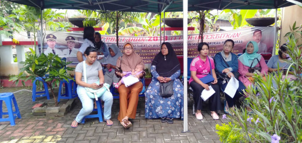 menunggu panggilan KB IUD dan Implant