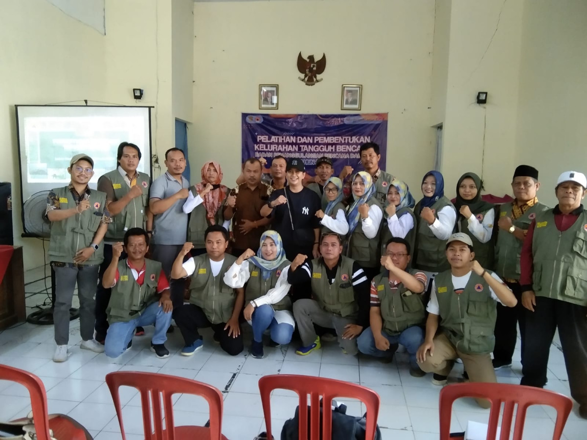 PELATIHAN DAN PEMBENTUKAN KELURAHAN TANGGAP BENCANA KELURAHAN ROWOSARI