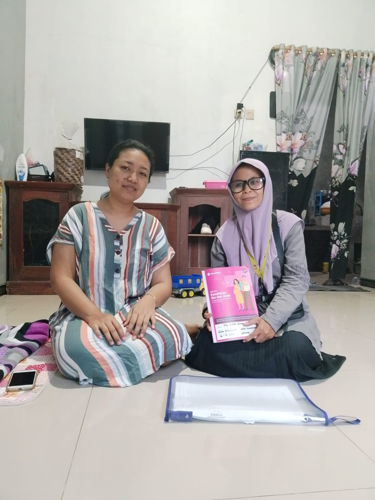 Pendampingan bu hamil untuk kontrol pertumbuhan janin