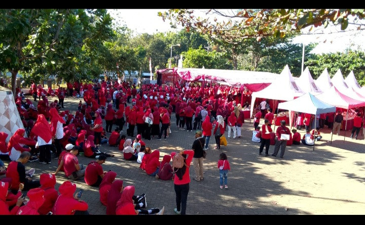 Lomba Masak Nasi Goreng Khas Mba Ita