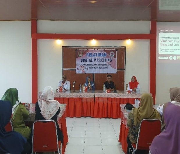 PELATIHAN DIGITAL MARKETING