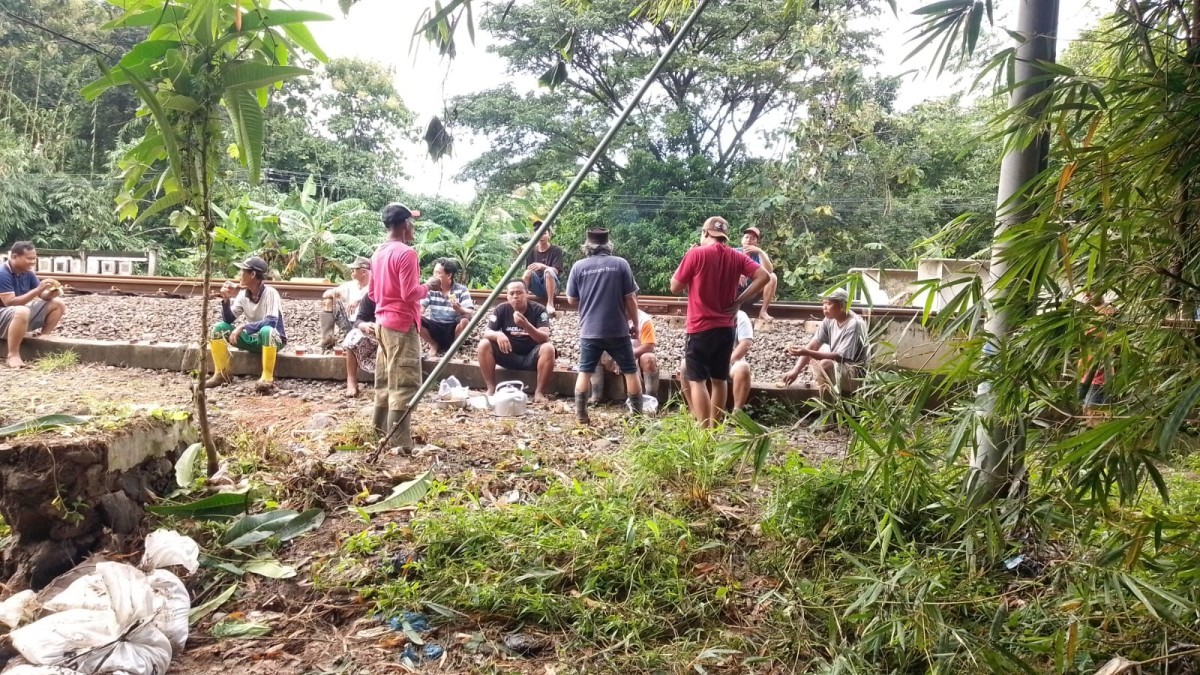 KERJA BAKTI PASCA BANJIR