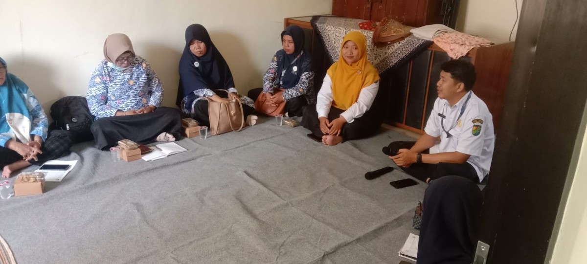 Pertemuan Rutin Tim Pendamping Keluarga