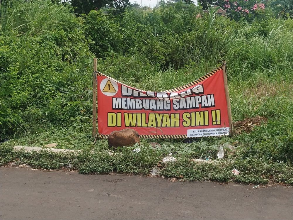 Himbauan Spanduk Tidak Membuang Sampah Sembarangan