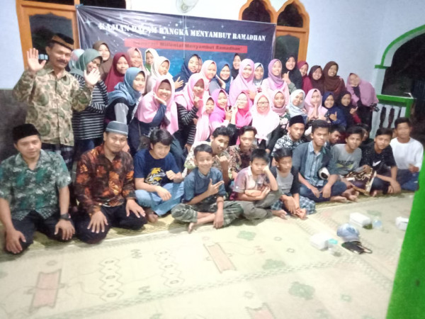 Kebersamaan PIK R Generasi Harapan dengan IRMASTA dalam rangka menyambut bulan Ramadhan