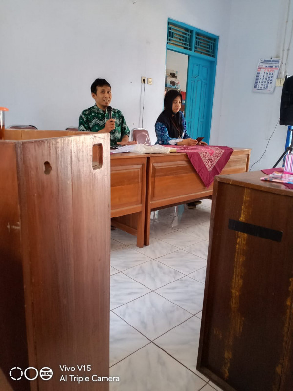 PKB memimpin berlangsungnya pertemuan