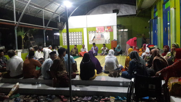Seksi Agama, Yasinan rutin di masjid Nurul Muttaqin, Pojok Padukuhan Tiyasan