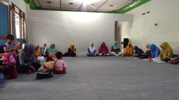 Seksi Pendidikan, Pertemuan PKK dusun Ngropoh