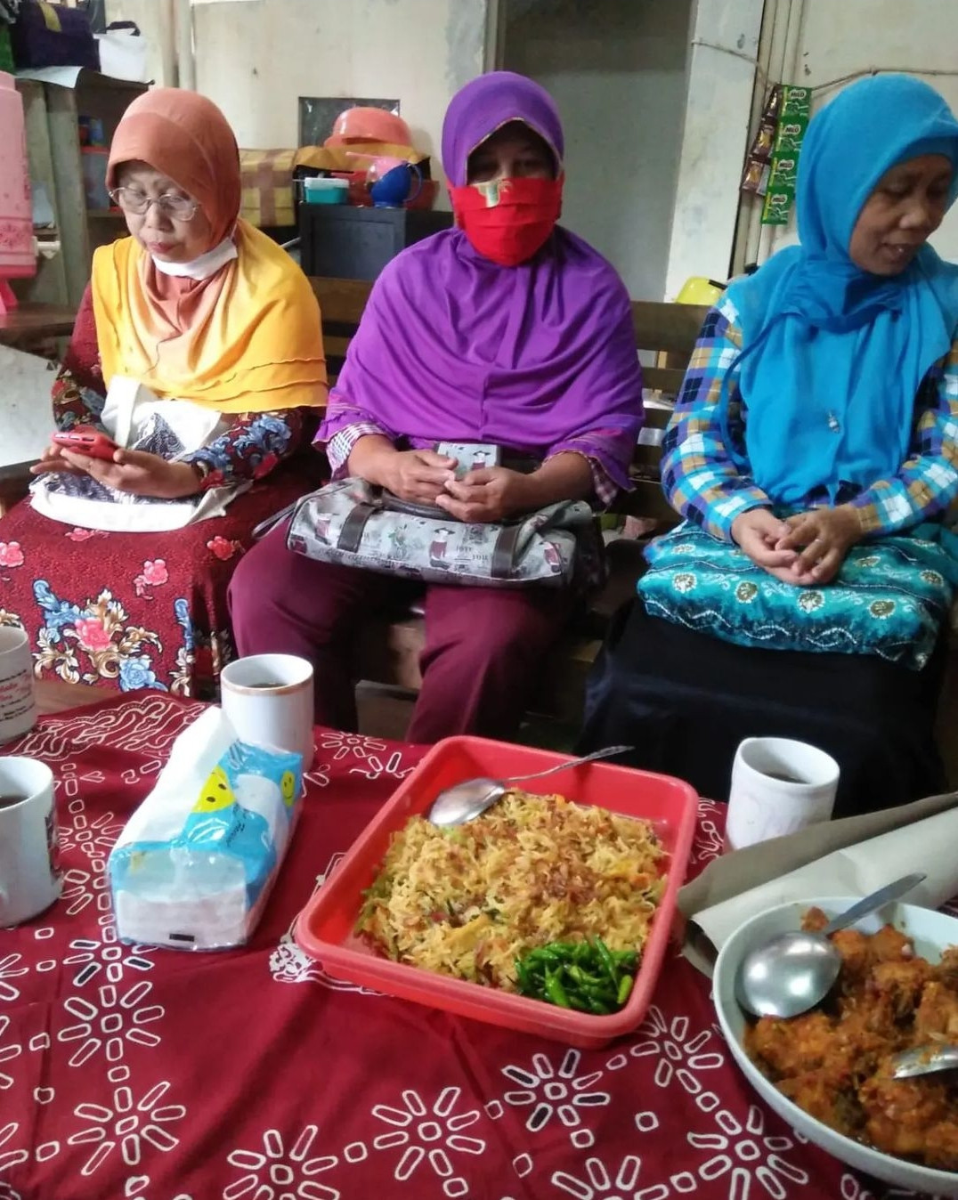 Kegiatan pengajian ibu" hr Jum'at tgl 4 Feb 2022 jm 16 - 17.30 d rmh ibu Soni rt 03 rw 36 pad Soropadan